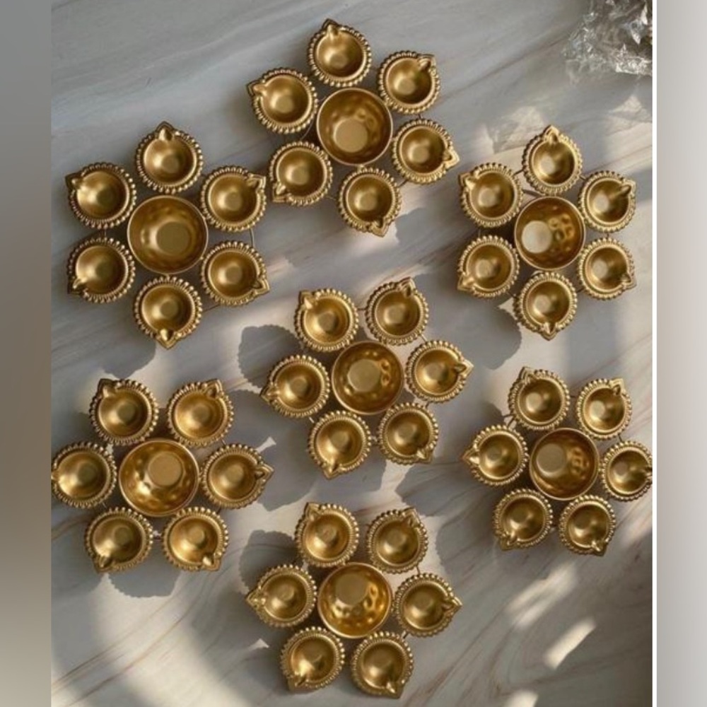 Urli Diya (7 count) (Please like only if interested to buy)
